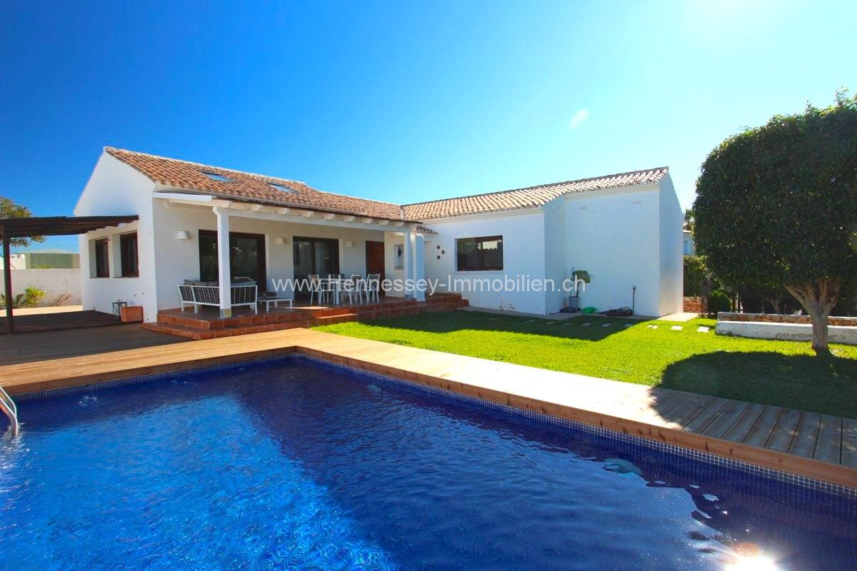 Villa mit Pool zu verkaufen Denia Montgo Marina Alta Costa Blanca