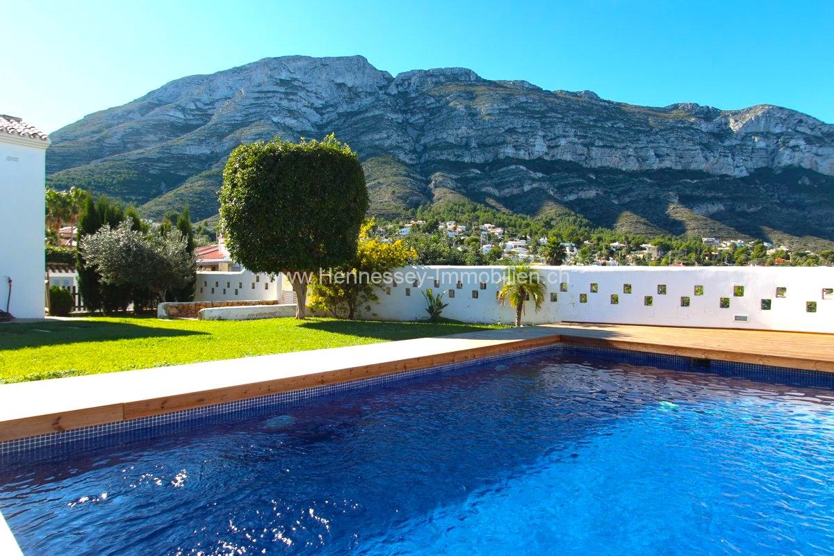 Villa mit Pool zu verkaufen Denia Montgo Marina Alta Costa Blanca